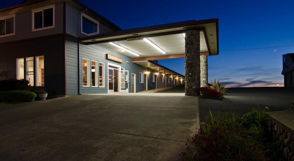 Pacific Reef Hotel & Light Show Gold Beach Exterior photo